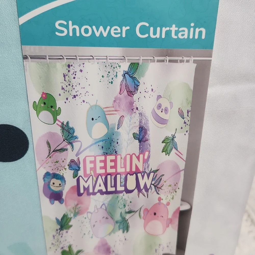 SQUISHMALLOWS shower Curtain